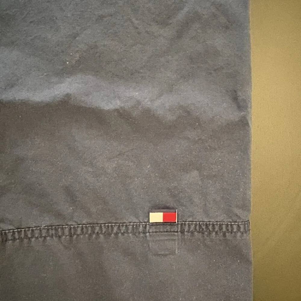 Tommy Hilfiger Standard Pillowcases (2)  100 % Cotton Vintage